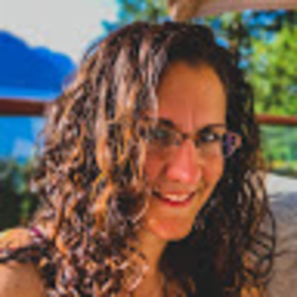 Meet your Posher, Kristin - Picture 1 of 1